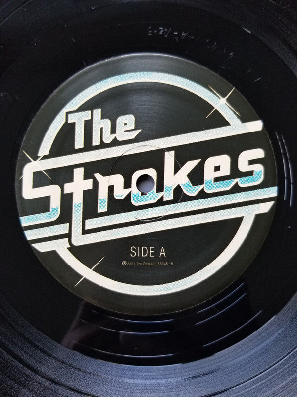 The Strokes : Is This It (LP, Album, RE, 180)